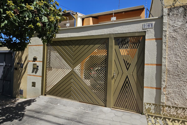 Venda Sobrado Estoril Bauru – 3 dormitórios sendo 1 suíte