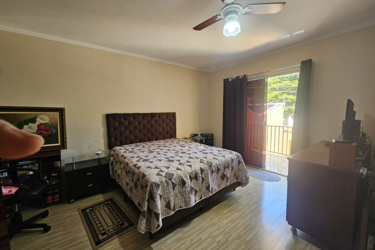 Venda Sobrado Estoril Bauru – 3 dormitórios sendo 1 suíte