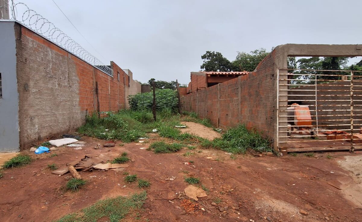 Terreno no Parque Manchester 168 mtrs de Esquina