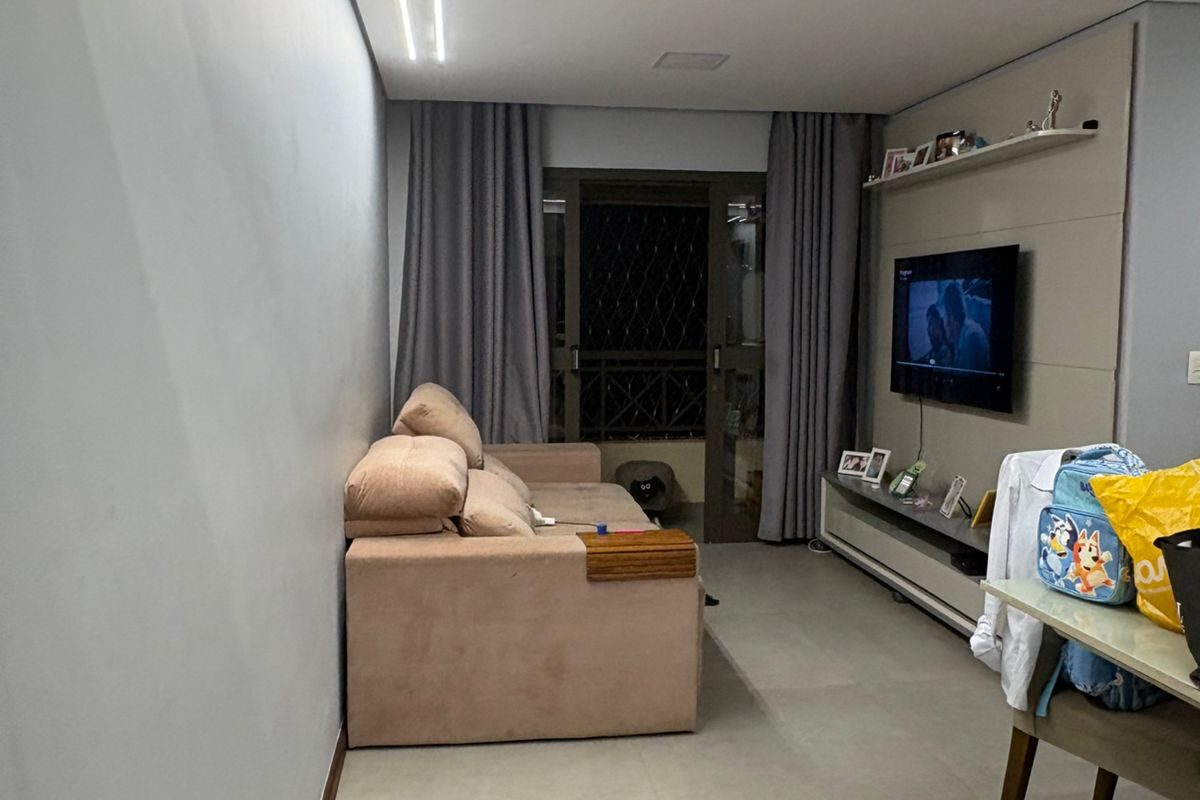 Apartamento Monte Castelo – 3 dormitórios último andar – Bauru