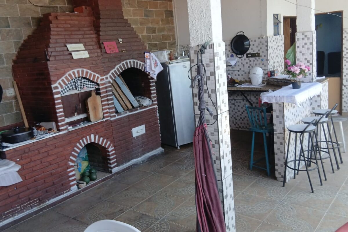 Casa venda Vânia Maria – 3 dormitórios, piscina e área de lazer – Bauru.