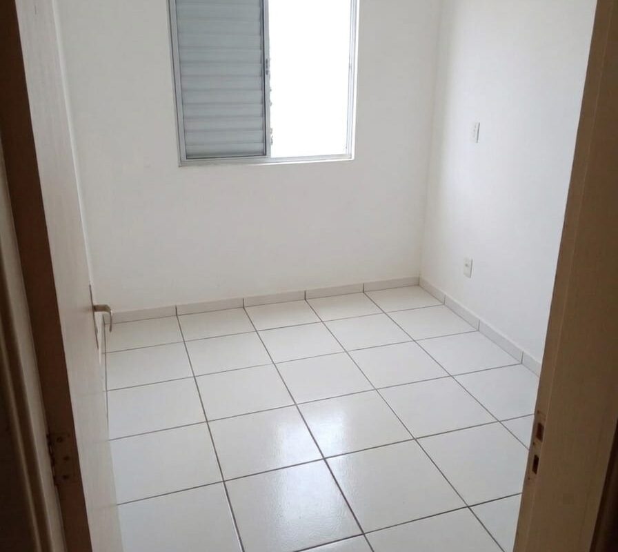 APARTAMENTO RESIDENCIAL MIRANTE DA COLINA.