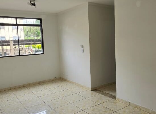 APARTAMENTO TÉRREO FLAMBOYANT.